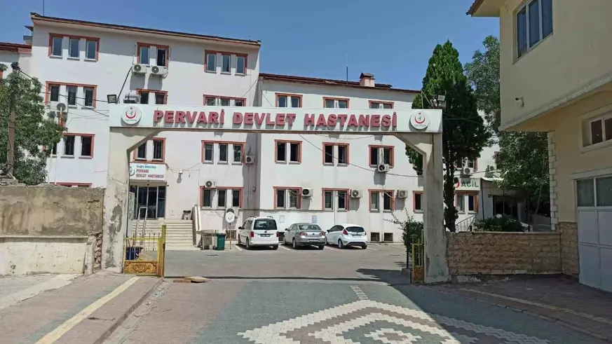  Siirt'te 7 çocuk yedikleri çikolatadan zehirlendi