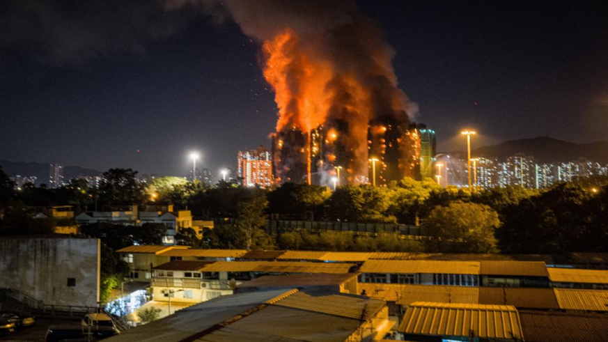 Hong Kong'da yangın faciası