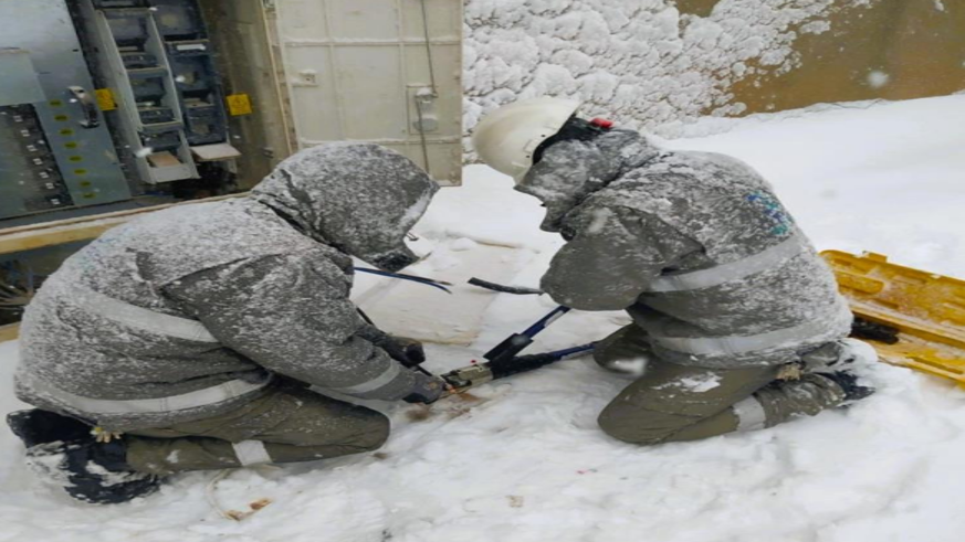 Dicle Elektrik'ten 6 ilde kar mesaisi