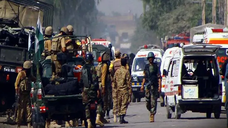 Pakistan'da bombalı saldırı