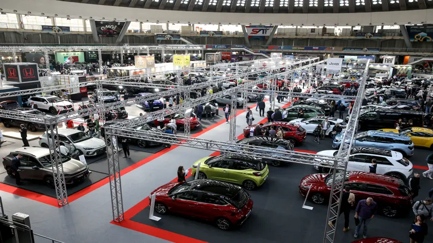 Uluslararası Otomobil Fuarı açıldı