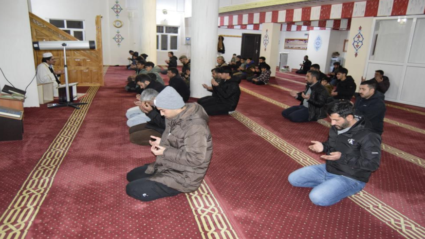 Dicle'de Miraç Kandili dualarla idrak edildi