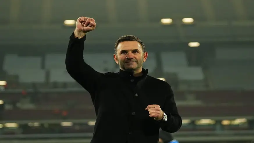 Ligde deplasmanda 50 galibiyete en hızlı ulaşan teknik direktör