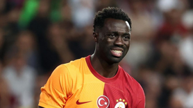  Galatasaray formasıyla 100. maçına çıkacak