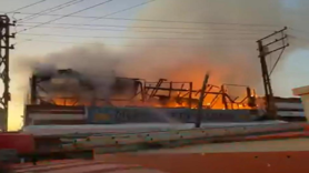 Kafenin terası alevlere teslim oldu