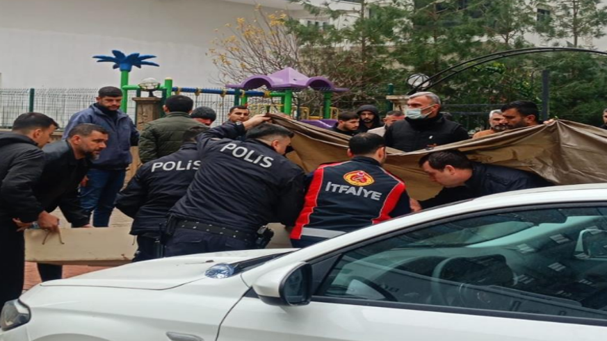 7'inci kattan düşen yaşlı kadın hayatını kaybetti