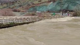 Yoğun yağışlar nedeni ile dereler taştı