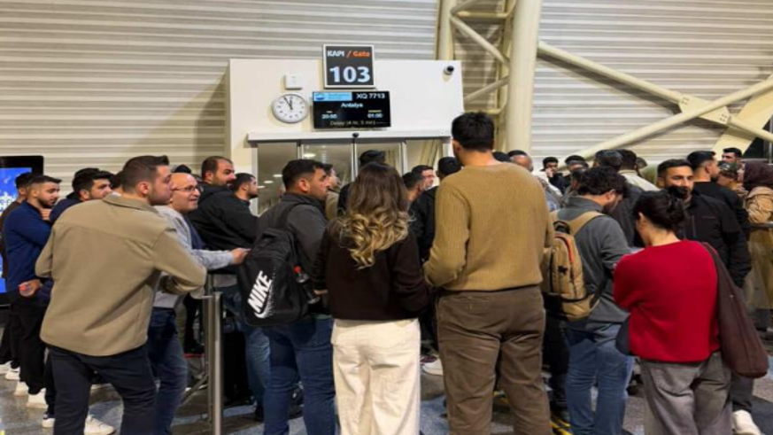 Sunexpres'in 7 saatlik rötarı yolcuların tepkisine sebep oldu