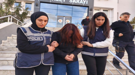 Başka bebeğe de tokat atmış