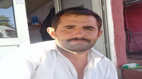 Uçan çatının altında kalan şahıs hayatını kaybetti