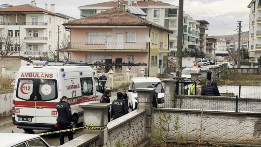 Para için çıkan tartışmada ağabeyini öldürdü