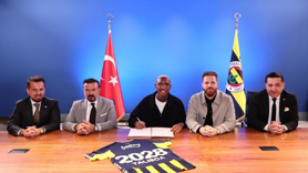 Fenerbahçe, Talisca'nın sözleşmesini 2 yıl uzattı